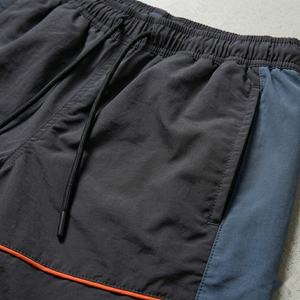 Ensemble survêtement imperméable coupe-vent avec short |   Ensemble short et sweat à capuche léger en nylon personnalisé pour l'été - Product Image 6