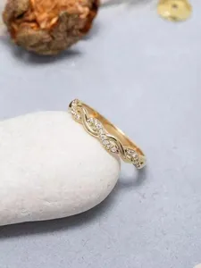 แหวนแต่งงานผู้หญิงดีไซน์ทันสมัยประดับเพชรโมอิสซาไนต์ทรงอินฟินิตี้แบบเกลียว ตัวเรือนเงินแท้ 925 ชุบทอง - Product Image 2