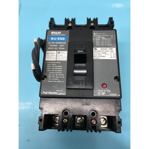 Disjoncteur Fuji BU-ESB3030 3 pôles 30A 600V - Équipements et pièces semi-conductrices d'occasion fiables à l'échelle mondiale - Product Image 1