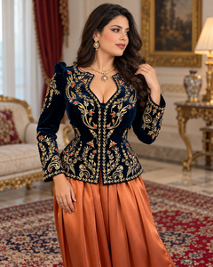 Caftán Marroquí Mishkat Couture Azul Marino, Terciopelo Color Ciruela, Elegante, MAXI, Bordado a Mano en Dorado, Cuello en V, para Mujeres Musulmanas, Ropa para Bodas y Fiestas - Product Image 2