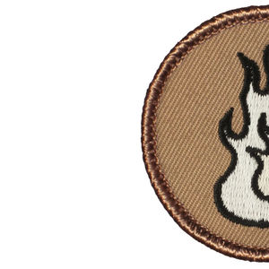 Appliques brodées thermocollantes de créateur pour vêtements, patchs personnalisés avec logo et fermeture auto-agrippante - Product Image 2