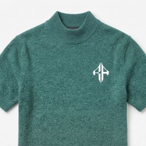 เสื้อสเวตเตอร์ถักนิตติ้งสำหรับผู้ชาย ลายเรียบ โลโก้สีขาว ผลิตจากอะคริลิก/คอตตอนคุณภาพสูง แขนสั้น โดย RIVIAN ATLANTIC - Product Image 6