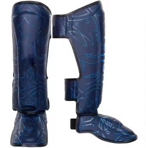 Protège-tibias en cuir robustes pour le kick-boxing et le Muay Thai, personnalisables avec logo, pour adultes, pour la protection des jambes et du tibia - Product Image 2