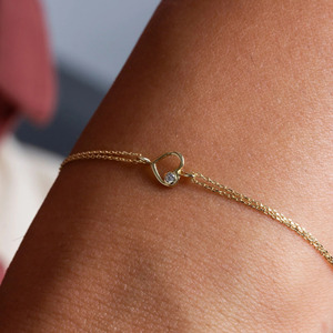 Bracelet chaîne en or jaune 14 carats avec cercle ouvert et diamants de laboratoire - Product Image 1