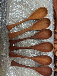 Cuillères en bois directement de l'usine pour la cuisine et la table, surface lisse, vente en gros et distribution à l'exportation - Product Image 6