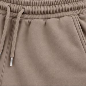 Conjunto Deportivo Informal para Hombre, Sudadera con Cuello Redondo y Estampado Gráfico en Color Gris Taupe, Pantalones Jogger, Chándal de Forro Polar, Ropa Deportiva de Invierno para Gimnasio y Calle - Product Image 6