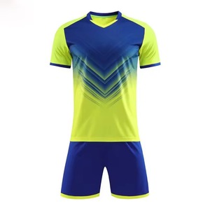 Maillot de football 2026-2027 pour hommes, personnalisé avec logo de club, maillot de football, uniforme de football, t-shirt à col en V - Product Image 3
