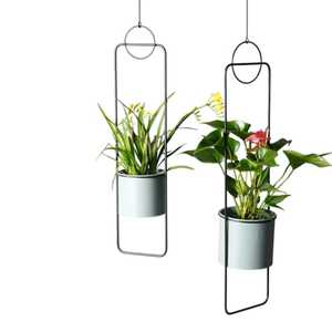 Macetero Colgante de Acero Resistente para Interiores y Exteriores, Jardín, Balcón, Soporte de Metal Moderno para Plantas, Decoración para el Hogar - Product Image 4