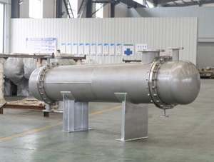 Intercambiador de Calor de Carcasa y Tubos de Acero Inoxidable Personalizado para Alta Temperatura con Enfriamiento por Agua y Rodamiento de Motor - Product Image 4