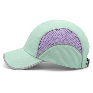 Gorras transpirables para correr con tela ligera que absorbe el sudor y costuras duraderas para corredores recreativos. - Product Image 3