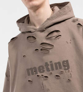 Hoodie oversize de luxe avec patch brodé effet vieilli, streetwear d'hiver, sweat à capuche en polaire à manches longues avec déchirures en jean - Product Image 3