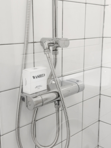 Routine de beauté durable : Barre nettoyante végane, Savon anti-acné végane, Barre nettoyante à base de plantes - Product Image 1