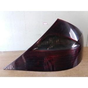 Luz Trasera Derecha Usada CLS A2198200264 - Product Image 3