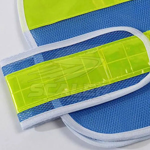 Gilet de sécurité réfléchissant imperméable personnalisé de classe 3 ANSI avec tissu respirant pour le personnel d'entrepôt, les livreurs et les entrepreneurs - Product Image 4