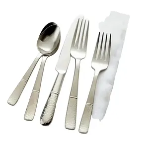 Ensemble de couverts en métal écologiques Majestic, style élégant pour la table de cuisine et les réceptions - Product Image 3