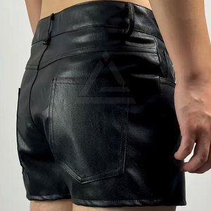 Shorts en cuir véritable pour hommes, fabrication haut de gamme, coupe confortable, look moderne, adaptés à un usage quotidien et en extérieur. - Product Image 4