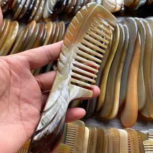 Peigne à cheveux en corne de buffle fait main, peigne antistatique naturel pour des soins capillaires doux - Product Image 4