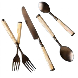 Juego de Cubiertos de Madreperla, Diseño Antiguo Plateado, Tallado a Mano, Acero Inoxidable, Estilo Vintage - Product Image 2