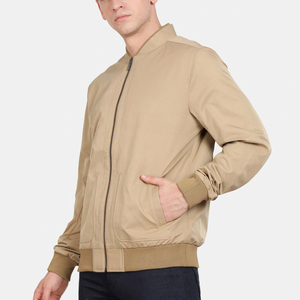 Chaquetas deportivas ligeras de invierno al mejor precio para hombre, chaquetas personalizadas OEM con logotipo bordado para hombre - Product Image 4
