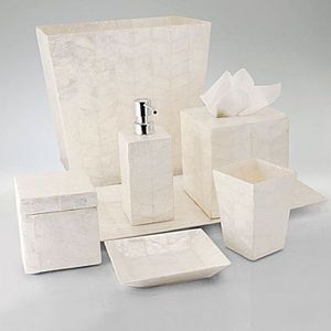 Juego de baño artesanal de nácar, accesorios vintage antiguos, decoración de lujo, colección premium para hoteles y hogares. - Product Image 3