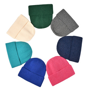 Bonnet en laine tricoté unisexe personnalisable printemps-automne avec bordure en peluche, taille unique, motif personnalisé, personnage de dessin animé, lettre - Product Image 2