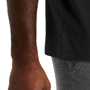 T-shirt décontracté noir à manches courtes et col rond pour homme, grande taille, couleur unie, 100 % coton jersey tricoté, design uni teint - Product Image 5