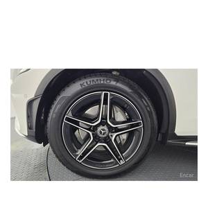 Mercedes-Benz GLC300 4MATIC Coupé 2023, Classe GLC, 46 866 km, Volant à Gauche, Boîte Automatique, Caméra Arrière - Product Image 5