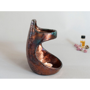 Portavelas de Diseño Antiguo en Metal con Acabado Decorativo Hecho a Mano, Perfecto para Almacenamiento en el Hogar y para Regalos - Product Image 2