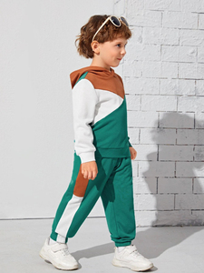 Conjunto Deportivo de Verano para Niños, Sudadera de Manga Corta con Cuello Redondo y Pantalones Cortos con Cintura Elástica, Estilo Casual - Product Image 5