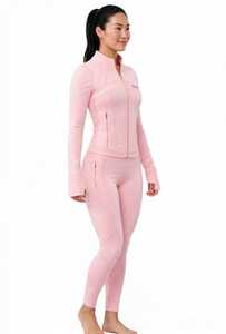 ONETEN APPAREL Chaqueta de yoga blanca para mujer con media cremallera, top corto de manga larga, transpirable, atlética, con logo frontal - Product Image 2