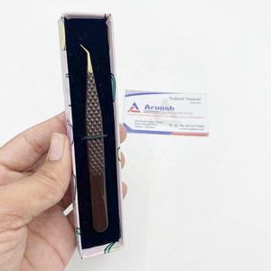 Aroosh Corp Gold Tip Profesional de alta calidad Pinzas de pestañas de acero inoxidable de 45 grados Sostenible-Brown Diamond Grip Pointed - Product Image 1