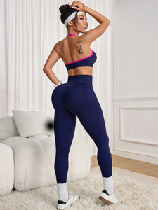 Conjunto de Yoga Rosa sin Costuras al por Mayor Personalizado, Dos Piezas: Sujetador Deportivo y Leggings de Cintura Alta para Fitness, Gimnasio y Entrenamiento - Fabricante de Ropa Deportiva - Product Image 5