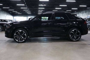 EN EXCELENTE ESTADO, USADO, 2022, a Di RS Q 8, Aislamiento Térmico Metálico de 12-24 Horas, Modelo HA # 04 - Product Image 6