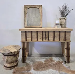 Table console en bois massif avec boîte de rangement, bande métallique intégrée, table d'appoint rustique pour chambre à coucher, salon, meubles de style farmhouse - Product Image 2