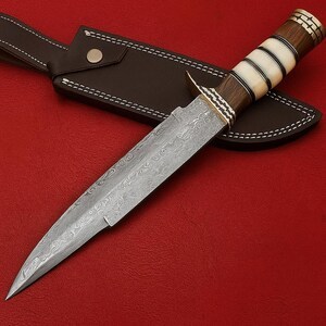Cuchillo de caza de acero de Damasco con punta de clip y mango de madera, hoja recta de grado industrial para uso en exteriores, Short Sign Industry - Product Image 2