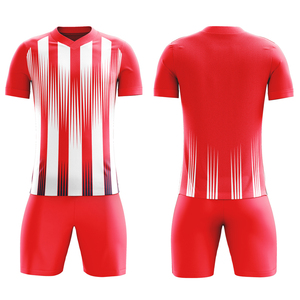 Maillot de football unisexe personnalisé à manches courtes, respirant, nouveau design, fabriqué au Pakistan, 100% polyester, séchage rapide, antibactérien - Product Image 6