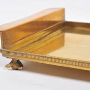 Plateau de service en métal luxueux aux tons chauds, écologique, fait main, pour mariage, par KRAFT WORLD - Product Image 2