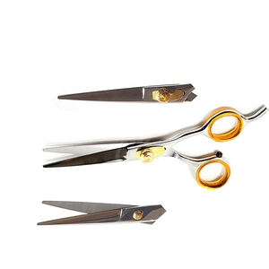 Tijeras de Barbero de Estilo Nuevo con Logotipo y Color Personalizados, Hoja de Acero Inoxidable, Herramienta Profesional para Cortar el Cabello, Hechas en Pakistán - Product Image 4