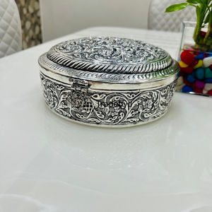 Caja Decorativa Metálica Moderna, Almacenamiento Elegante para el Hogar y la Oficina de Tradebyd - Product Image 5