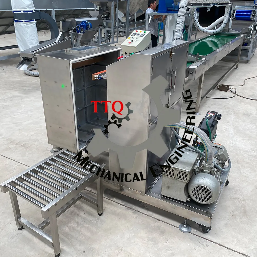 TTQ Company Supplier's Vacuum Packaging Machine for Cashew Packaging in Bags Wood or Other Materials with Core PLC Components