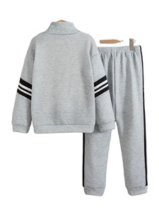 <b>Boys'</b> Casual Sport Two-Piece Set Suitable for Spring & Autumn Featuring a Stand-<b>up</b> Collar Jacket &Cuffed Pants with Contrasting - Product Image 2