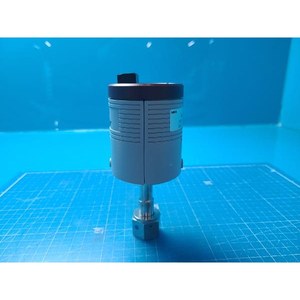Manómetro de capacitancia absoluta MKS 622A12TBE usado como pieza de repuesto para equipos semiconductores antiguos - Product Image 1