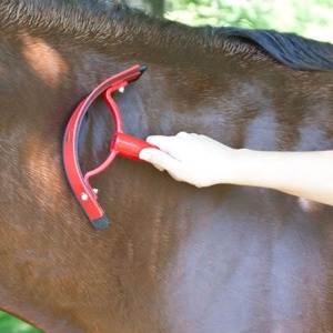 Cepillo para el Cuidado del Caballo Azul y Rojo con Mango para Limpieza y Cuidado en la Establos - Product Image 5