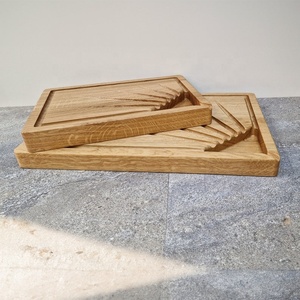 Elegante Tabla de Cortar Rectangular de Madera Artizon Studio - Sostenible y Reutilizable, Apta para Lavavajillas, para una Preparación en la Cocina con Estilo - Product Image 3