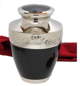 Urna de cremación de latón caliente y más vendida con jarrón de diseño de hojas para decoración de piedras graves - Product Image 2