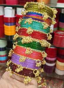 Bracelets en verre plaqué or bleu vif tendance, style cachemire, avec détails en perles, pour mariage et tenue traditionnelle, prix de gros - Product Image 3