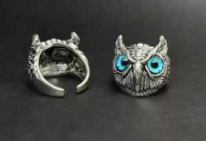 Anillo Ajustable con Diseño de Búho de Ojos Azules Vintage - Product Image 3