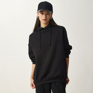 Ensemble de survêtement pour femme à capuche, respirant, 100 % coton, imprimé, grandes tailles, avec logo personnalisable, en molleton, pour l'automne - Product Image 3