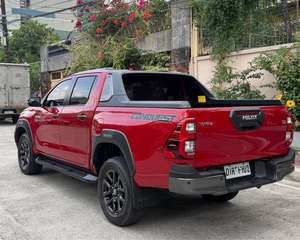 PREMIÈRE MAIN TITULAIRE 2025 TOYOTA HILUX CONQUEST V 4X2 LHD PICKUP VOITURE D'OCCASION EN BON ÉTAT - Product Image 2