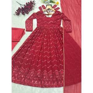 Traje Anarkali de Diseñador Talla XS para Fiestas, Elegante Bordado con Hilos y Lentejuelas para Mujeres con Estilo - Product Image 1